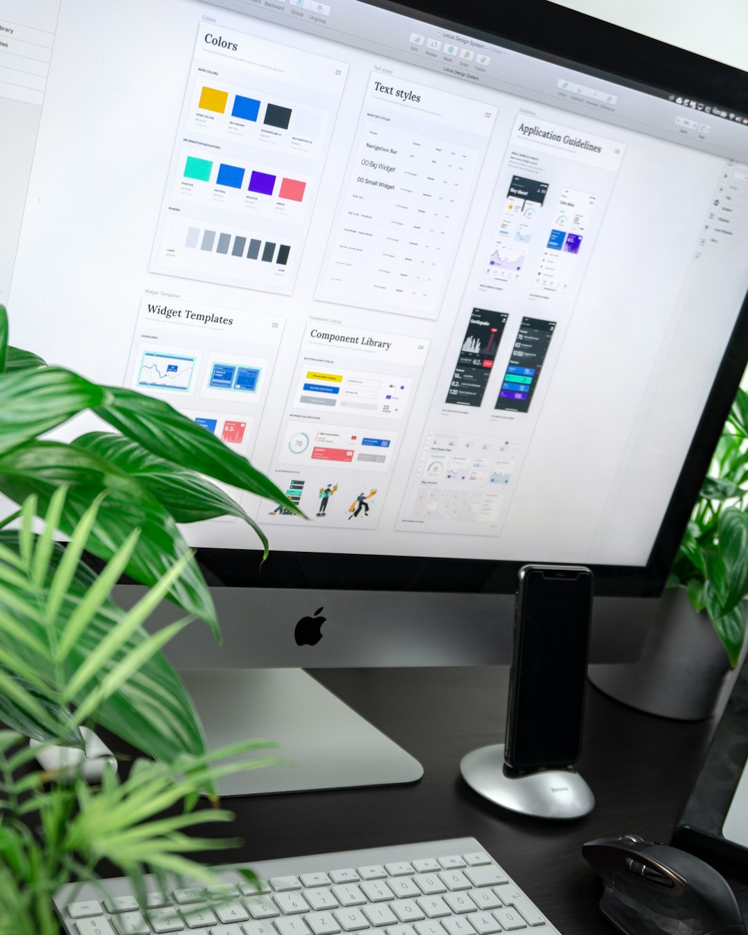 home-services-01 silver-imac-displaying-color-gradient-x335izxxfc